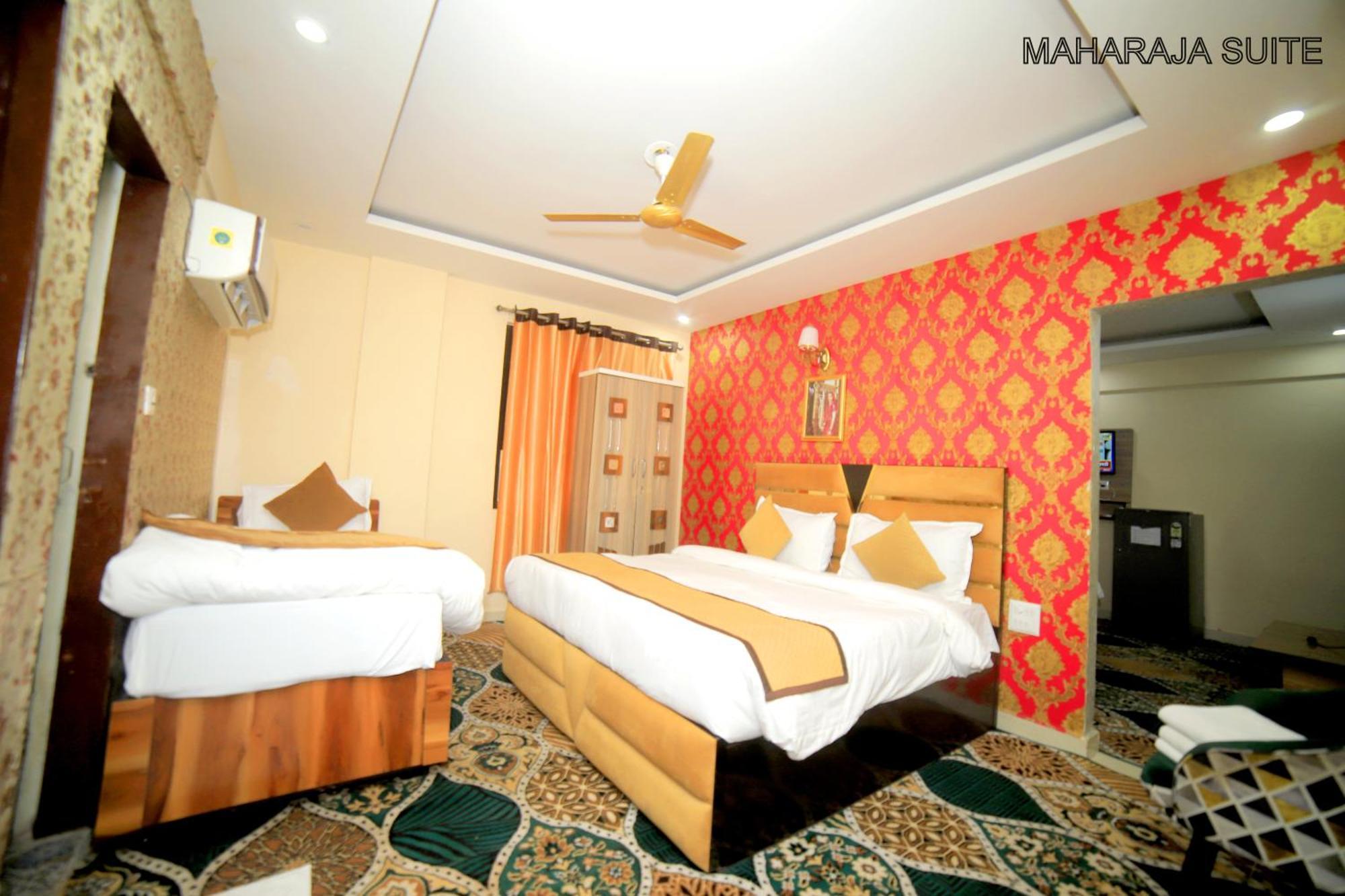 The Tulsi Garden Near Omaxe Hotel 3*